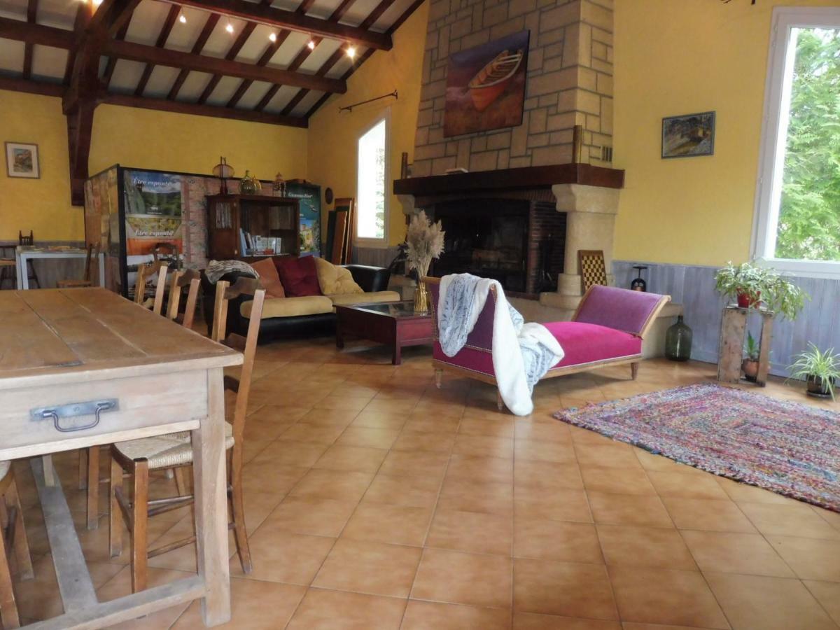 Chambres d'Hôtes L'Orée des Bois Lacrouzette Extérieur photo
